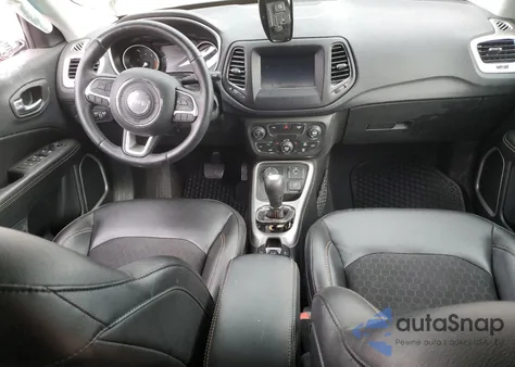 2018 Jeep Compass Latitude z USA, uszkodzony, nr VIN 3C4NJDBB6JT316421